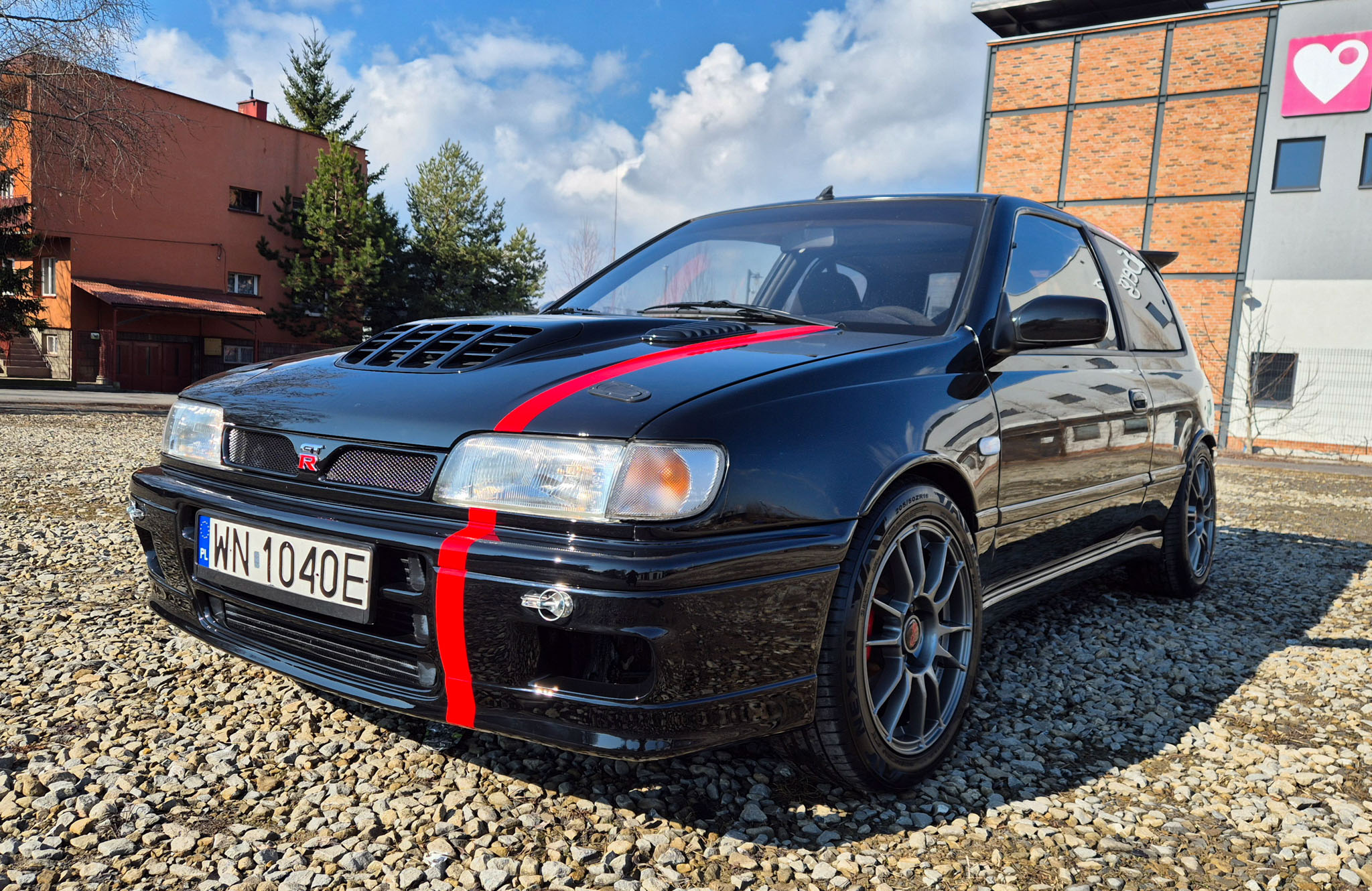 nissan-sunny-gti-r-02.jpeg