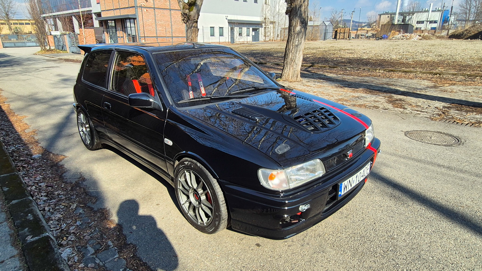 nissan-sunny-gti-r-16.jpeg
